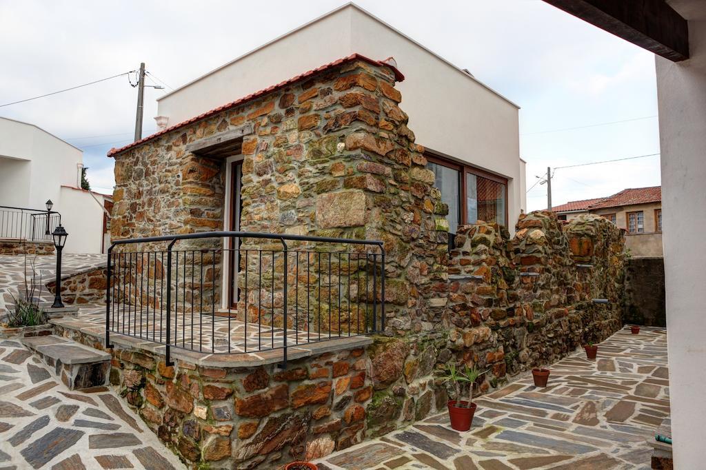Casa De Santo Antonio Villa Mortagua Luaran gambar